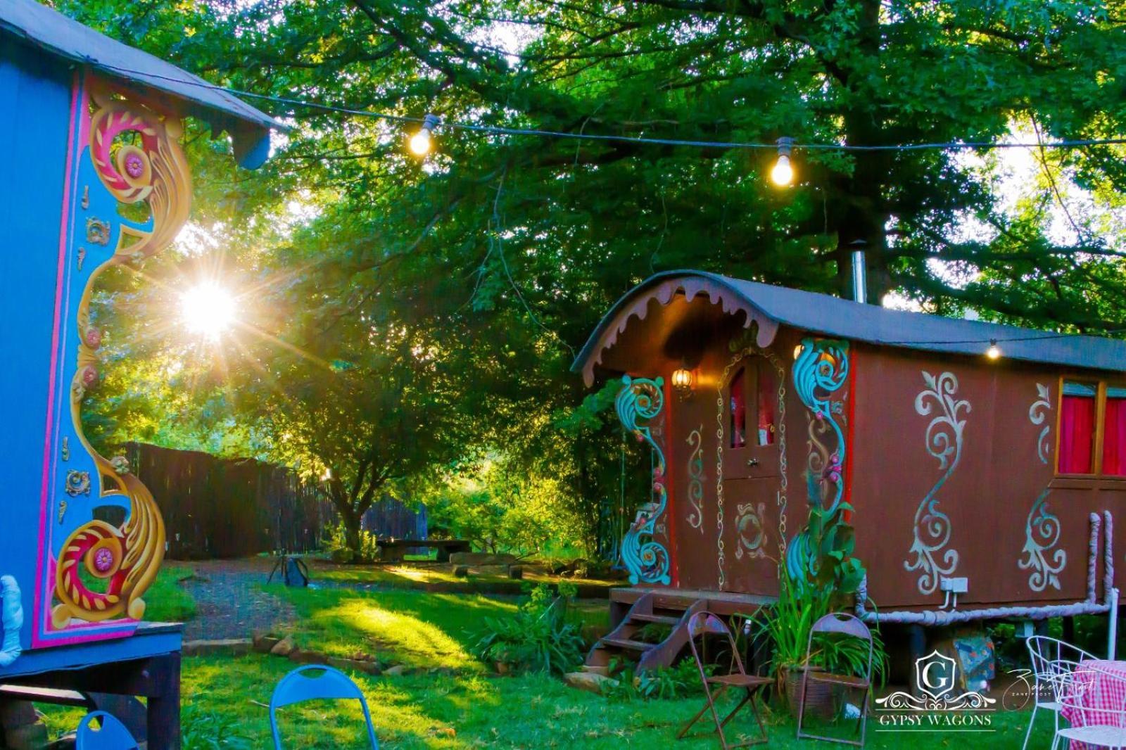 Gypsy Wagons And Vans, Кларенс Экстерьер фото
